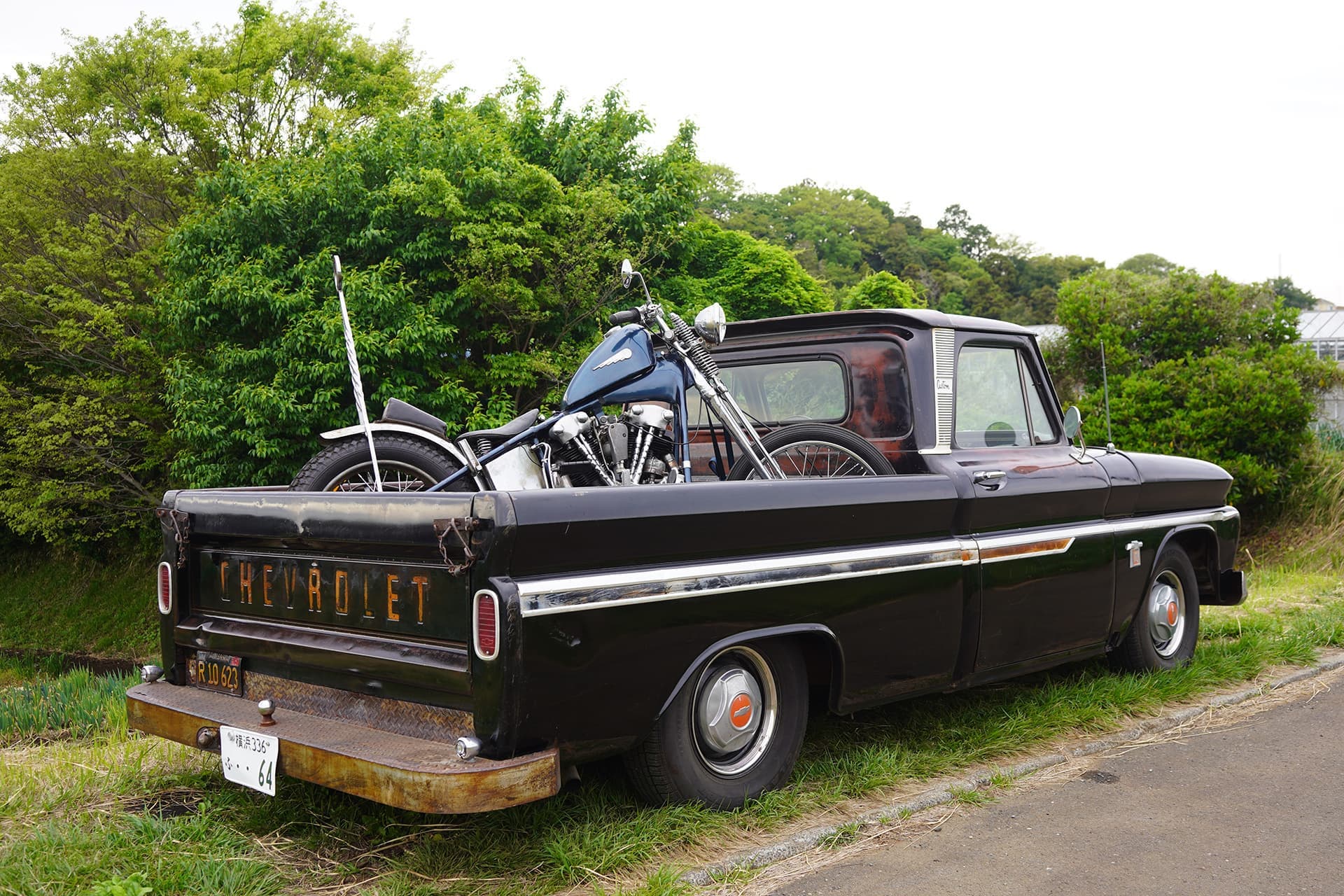 1964_chevrolet_c10_02.jpg